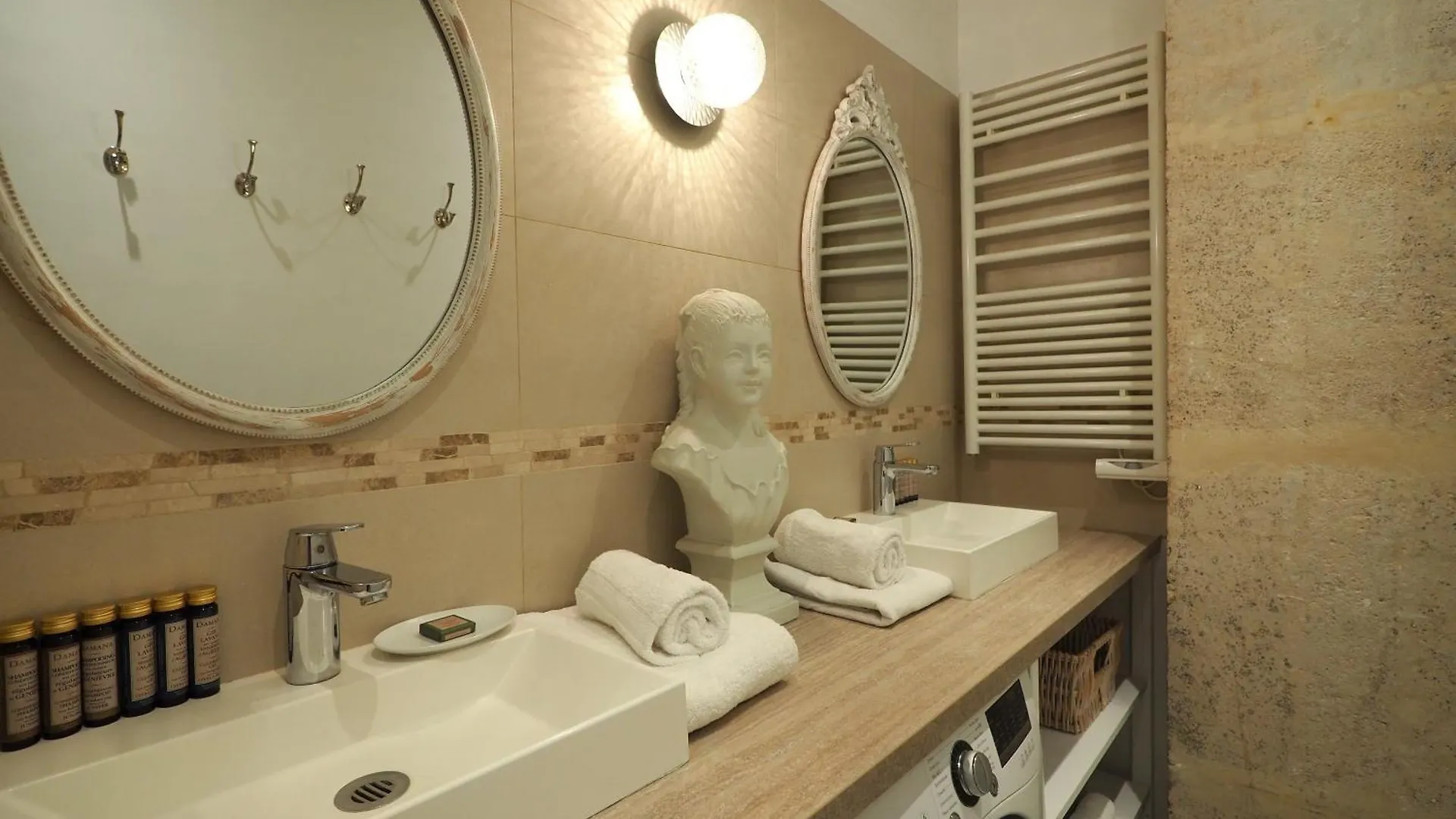 Saint Germain Elegant Chicsuites